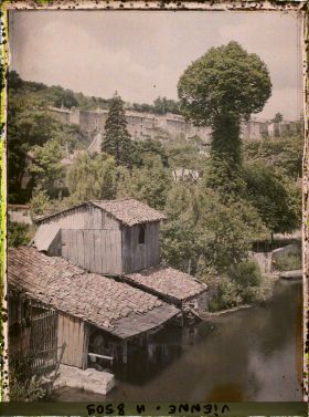 Image représentant Le Clain vu du pont de chemin de fer