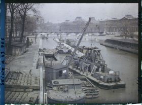 Image représentant Le barrage de la Monnaie depuis le Pont-Neuf vers le Louvre