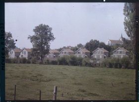 Image représentant France, Glorieux, Vue d'ensemble sur le Village reconstruit
