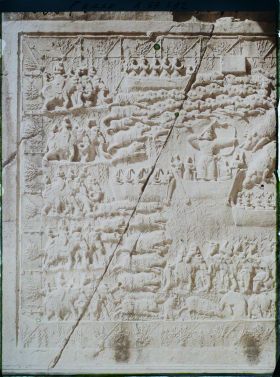 Image représentant Paroi latérale gauche de la grande grotte : scène de chasse royale au sanglier