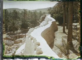 Image représentant Le grand barrage de l'oasis