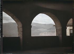 Image représentant Espagne, Bilbao, Vue prise de la Virgen de Begoña s/ la partie haute de Bilbao vers le Sud.