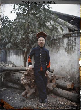 Image représentant Un tirailleur annamite du grade de caporal
