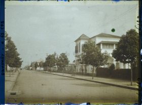 Image représentant L'avenue Victor-Ballot ou l'actuelle place Jean-Bayol