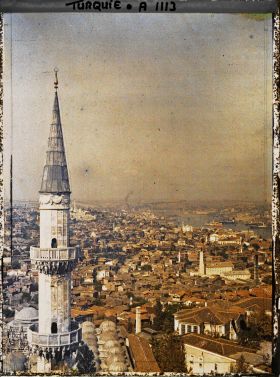 Image représentant Panorama pris d'un minaret de la Süleymaniye Camii ("mosquée du Sultan-Soliman-le-Magnifique") en direction du nord (vers la Corne d'Or)