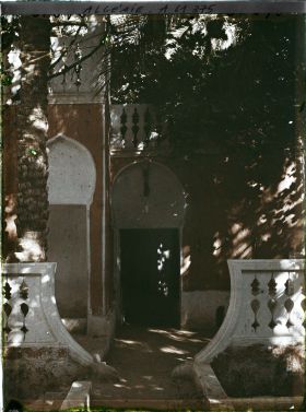 Image représentant L'entrée d'une belle maison mozabite dans l'oasis