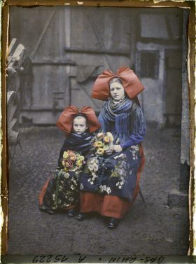 Image représentant France Alsace, Environs de Strasbourg, Geispolsheim, famille Speisser Joseph, avec les 2 assises