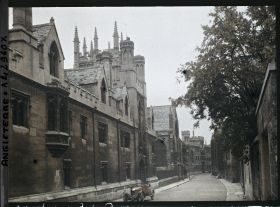 Image représentant Entrée principale du Merton College. Au fond, le Corpus Christi