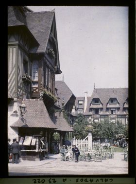 Image représentant Un côté de la cour du Normandy-Hôtel