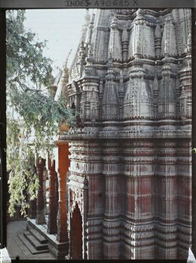 Image représentant Temple de Durga, épouse de Shiva sous sa forme guerrière, (surnommé " temple des singes ")