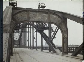 Image représentant Allemagne, Bonn, Entrée du Grand Pont