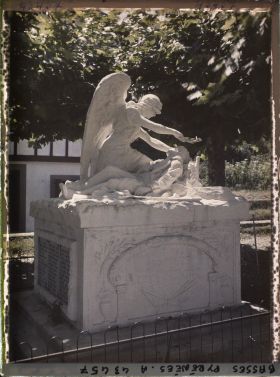 Image représentant France, Ciboure, Le Monument aux Morts