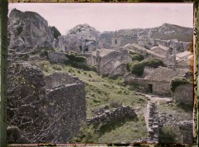 Image représentant Vues des toitures du Planet et de l'église Saint-Vincent