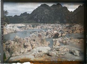 Image représentant Le barrage de rochers de la rivière Noire