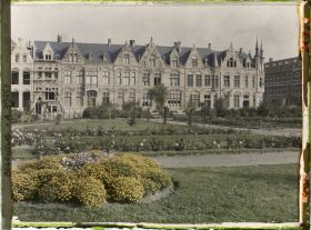 Image représentant Belgique, Ypres, Square de la Gare et nouvelles maisons Ouest