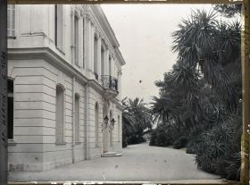 Image représentant Entrée de la grande villa (qui prendra le nom de villa Zamir en 1930)