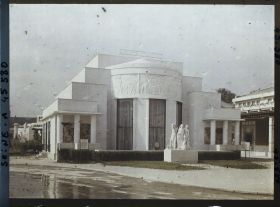 Image représentant L'Exposition des arts décoratifs, Le Pavillon de Rulhmann, dit du Collectionneur