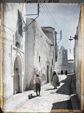 Image représentant Une rue menant à la zaouïa Sidi-Yahia dans la médina