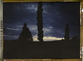 Image représentant Coucher de soleil sur le cimetière d'Eyüp