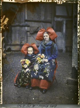 Image représentant France Alsace, Environs de Strasbourg, Geispolsheim, famille Speisser Joseph, avec les 2 assises