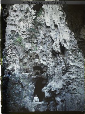 Image représentant L'intérieur de la " Grotte des Merveilles "