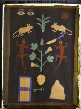 Image représentant Un pagne funéraire décoré de motifs