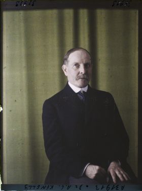 Image représentant Professeur Arthur Edwin Kennelly