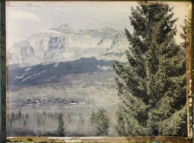 Image représentant France Les Alpes, Vallée de Chamonix ; La Chaîne des Fiz et le Village du Vieux Servoz