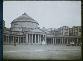 Image représentant Piazza del Plebiscito et basilique San Francesco di Paola