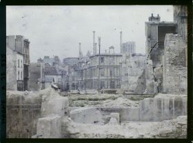 Image représentant France, Reims, Les abords de la Place de Mars et de la rue Henri IV
