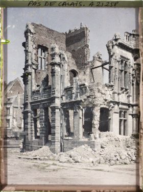 Image représentant France, Arras, Aile nord Ouest de l'Hôtel de Ville