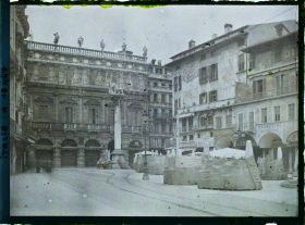 Image représentant Palais Maffei et place delle Erbe
