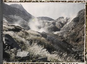 Image représentant null Solfatares de la vallée d'Owakudani ("Vallée des Grandes Eaux Chaudes") ou Ojigoku ("Grand Enfer")