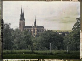 Image représentant La cathédrale d'Uppsala, vue depuis le château des Vasa