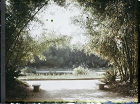 Image représentant Le jardin Français dans le jardin d'Essais