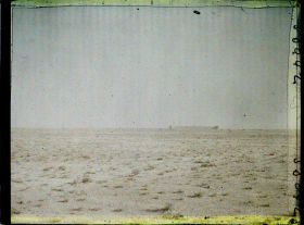 Image représentant Le Caravansérail vu de loin