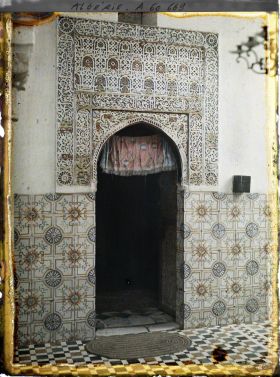 Image représentant L'entrée de la koubba de Sidi Bou Médine
