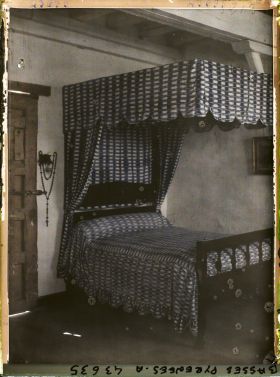 Image représentant France, Bayonne, Chambre à Coucher Basque