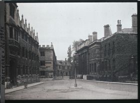 Image représentant Oriel College, vue extérieure