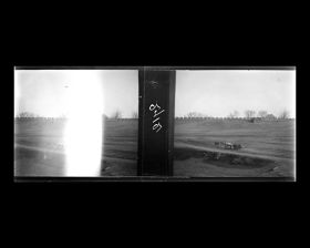 Image représentant Un paysan conduisant une charrette attelée