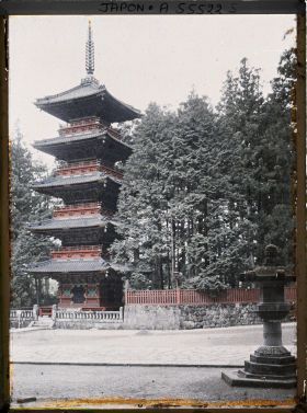Image représentant La pagode à cinq étages (gojû no tô) du sanctuaire Tôshôgû