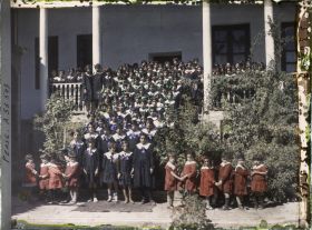 Image représentant Les élèves de l'école de l'Alliance Israélite Universelle