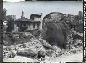 Image représentant Quartier dont certains bâtiments ont été endommagés par un incendie