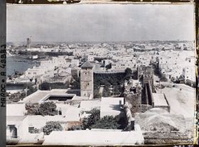 Image représentant La ville nouvelle vue depuis la casbah des Oudaïa
