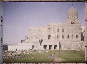 Image représentant Le côté sud de la Mosquée Qanibay Amir Akhur