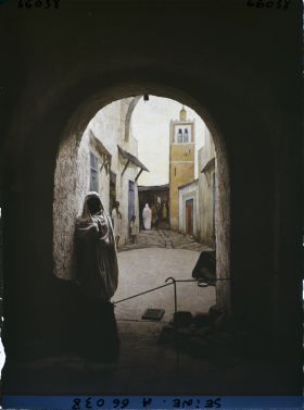 Image représentant L'Exposition Coloniale Internationale de 1931, représentation d'un souk tunisien