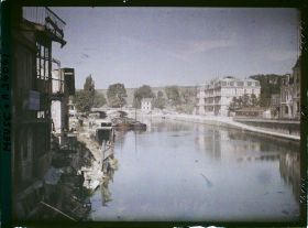 Image représentant France, Verdun, La Meuse vue vers l'aval prise du Pont du Théâtre