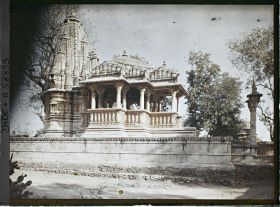 Image représentant Petit temple shivaïte