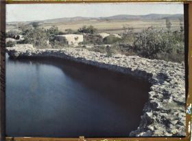 Image représentant L'un des quatre réservoirs antiques du hameau de Ras El Aïn