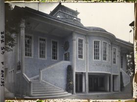 Image représentant L'Exposition des arts décoratifs, le Village français sous la direction de Charles Genuys, Pavillon de l'Art en Alsace